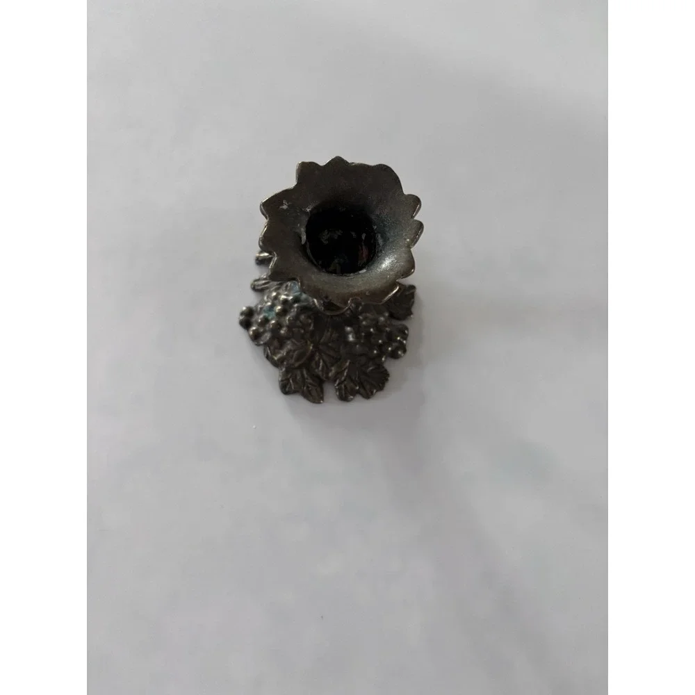 Beautiful‎ Vintage Bronze, Candlestick Holder Grapes Made In The USA. 2035. 3